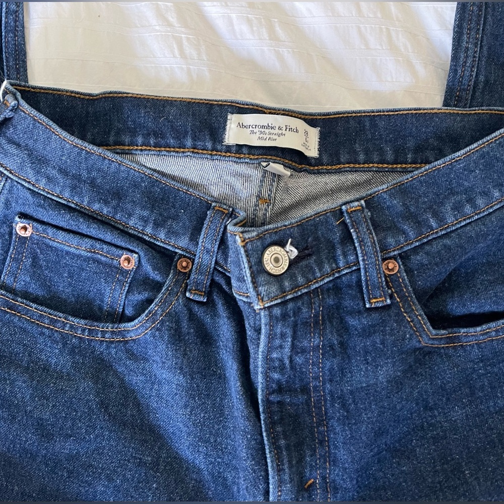 A&F 90s Straight Curve Love Jeans